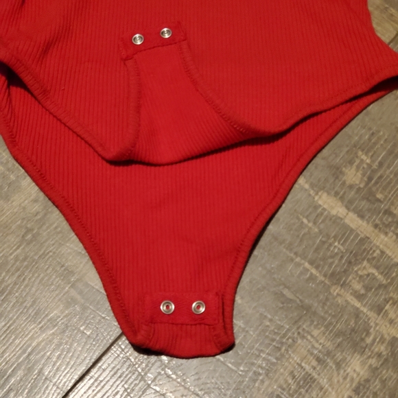 Ambiance Ribbed Bodysuit - Picture 3 of 3